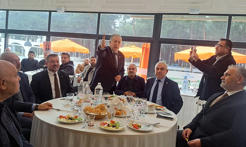 'Onlar dursun, biz hiç üşenmeden ilerleyeceğiz'