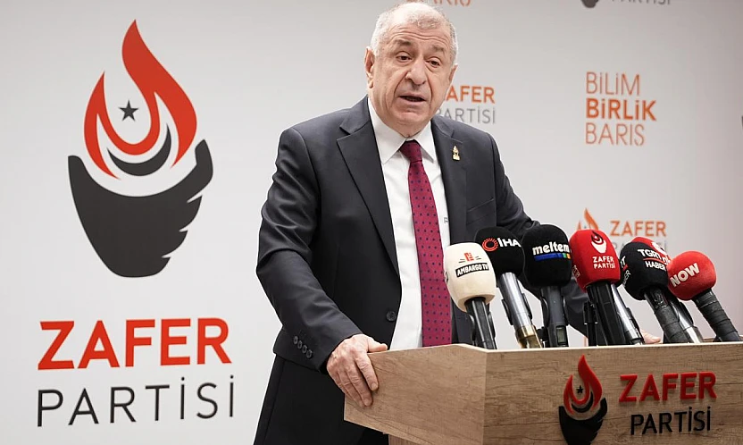 Zafer Partisi Genel Başkanı Ümit Özdağ, haftalık basın toplantısında Türkiye gündemine ilişkin sert değerlendirmelerde bulundu